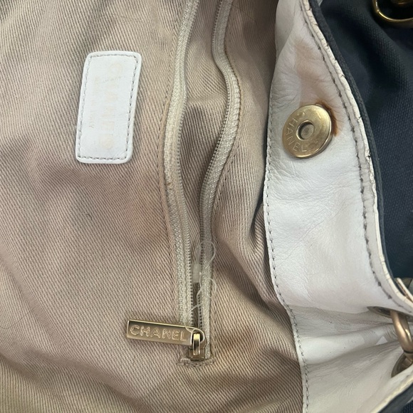 Chanel vintage purse - Picture 9 of 12